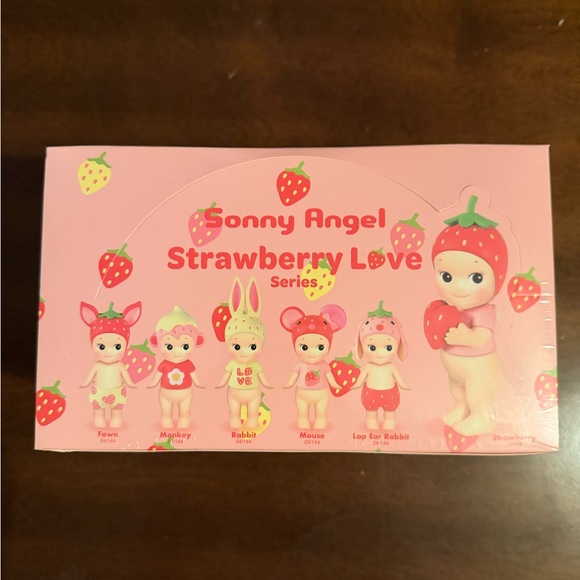 Sonny Angel strawberry love series